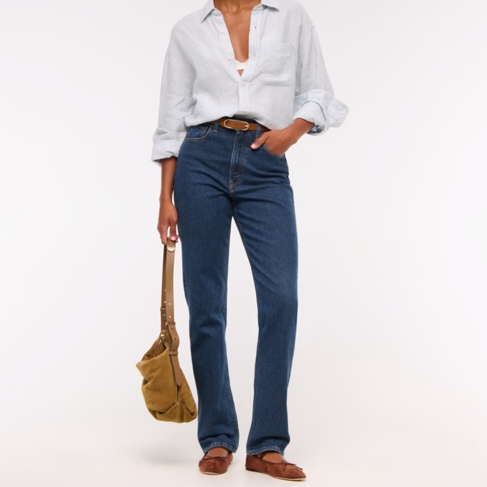 Abercrombie & Fitch Curve Love 90s Ultra High Rise Straight Jeans